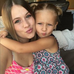 Meet your Posher, Olivia